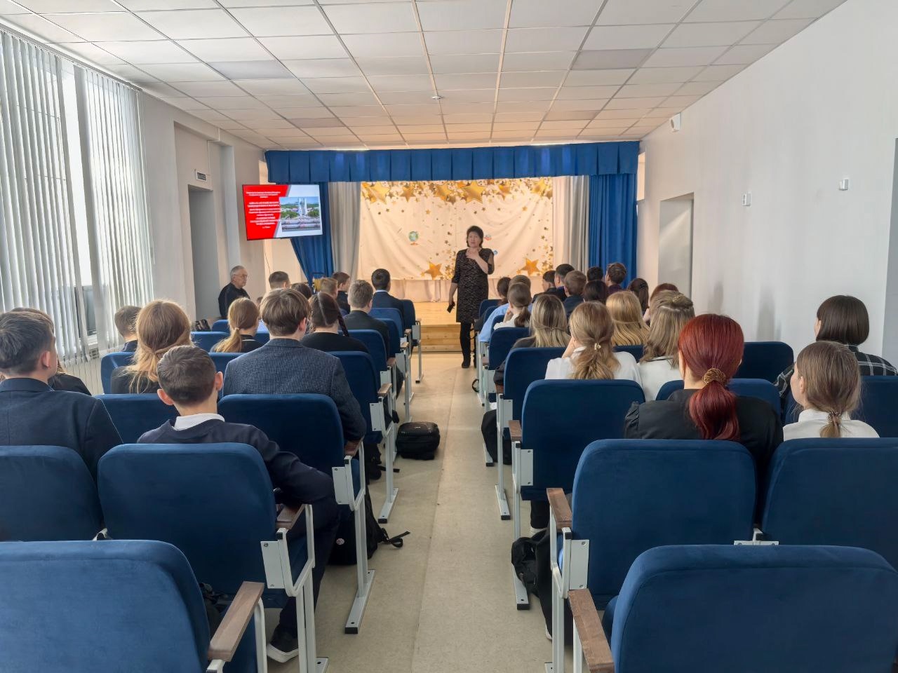 Профориентационные встречи со школьниками.